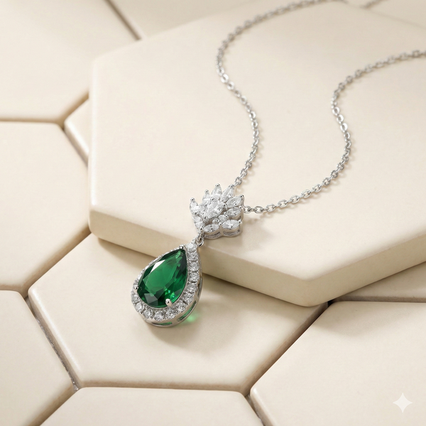 Verdant Dewdrop Silver Chain Pendant