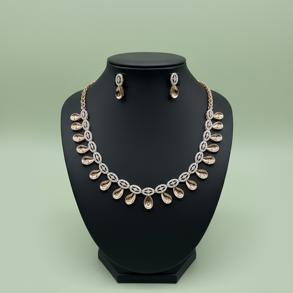 Champagne Teardrop Petal Set